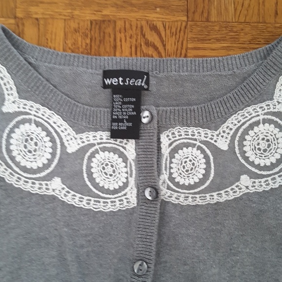 TOP Wet Seal Sweater Cropped Grey VTG Retro LG - Picture 2 of 5